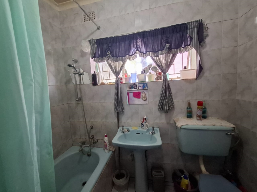 4 Bedroom Property for Sale in Rustenburg Central North West